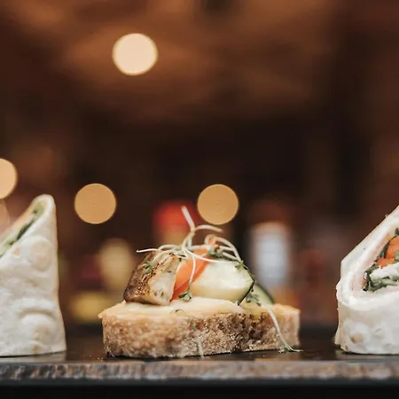 Schneider Dependance Apartment *