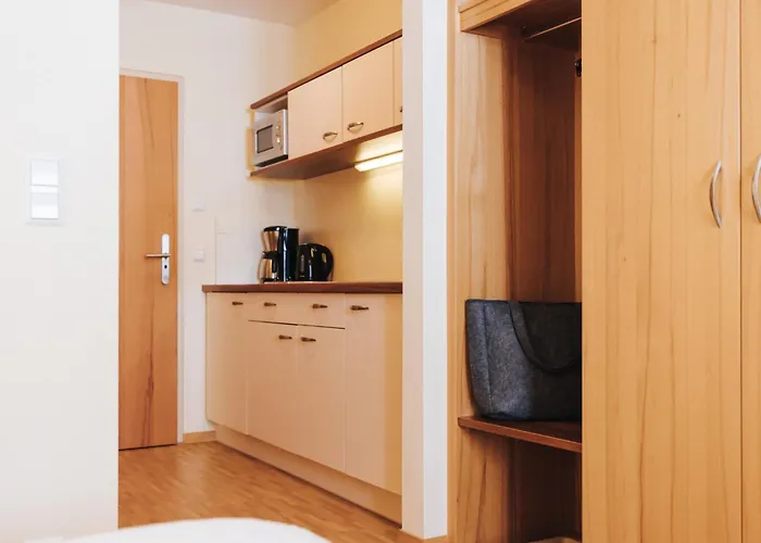 Schneider Dependance *